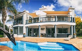 Pictures Guest House Boutique Hotel